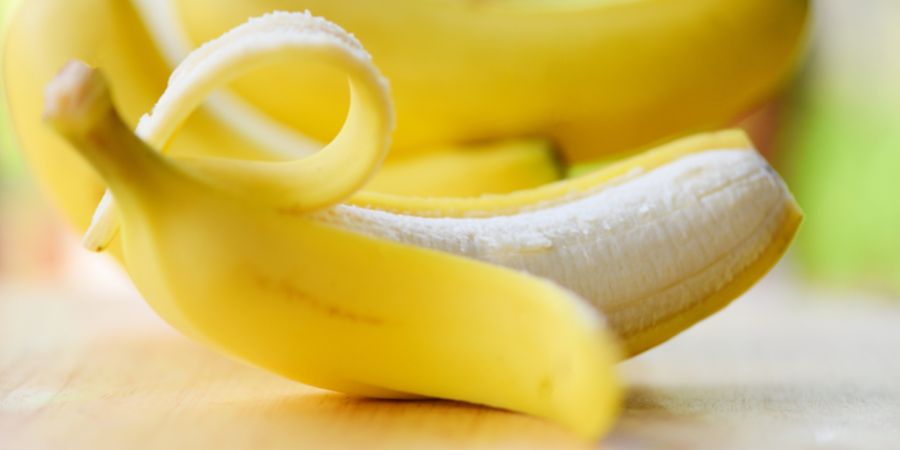 Home Remedies Of Dark Spots On Foreskin - Banana Peel